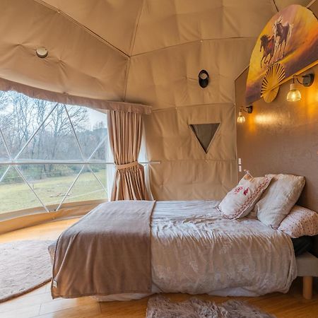 La Cabane Aux Chevaux Varages Exteriör bild